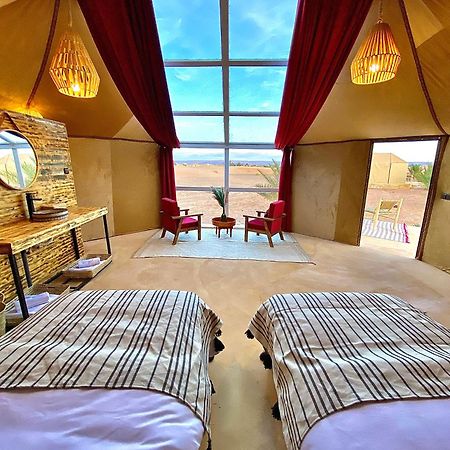 Готель Sky View Camp Мерзуга Екстер'єр фото