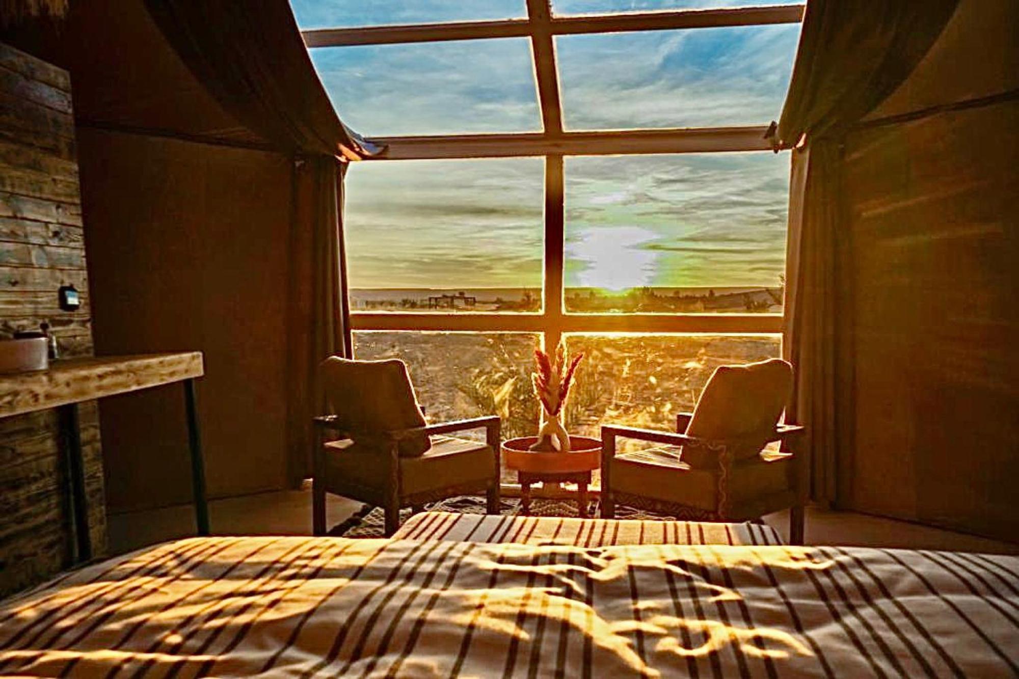 Готель Sky View Camp Мерзуга Екстер'єр фото
