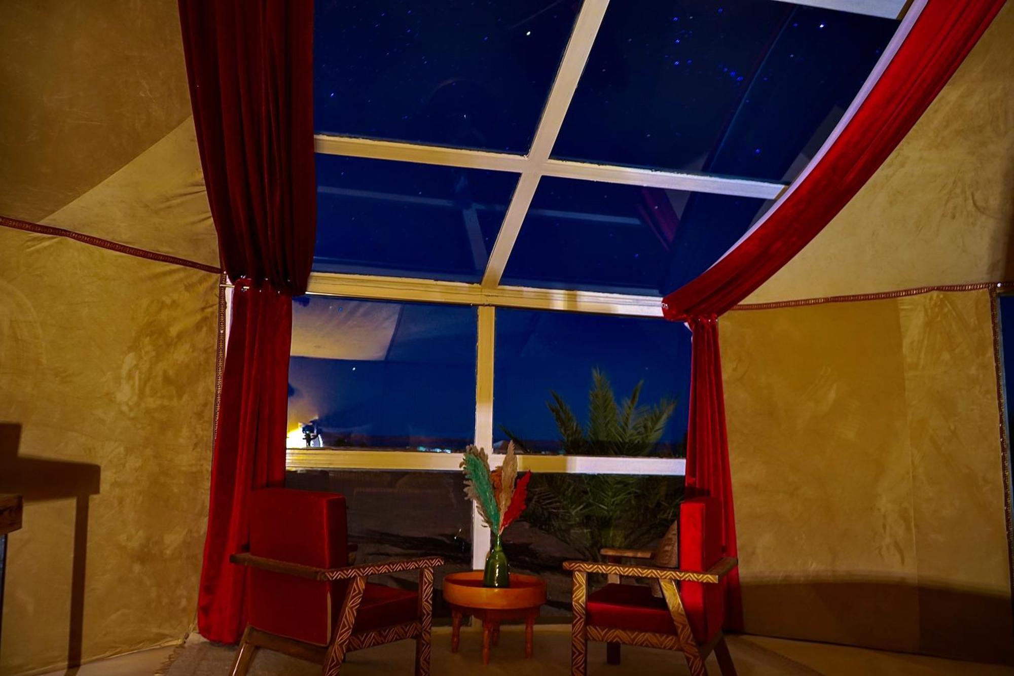 Готель Sky View Camp Мерзуга Екстер'єр фото