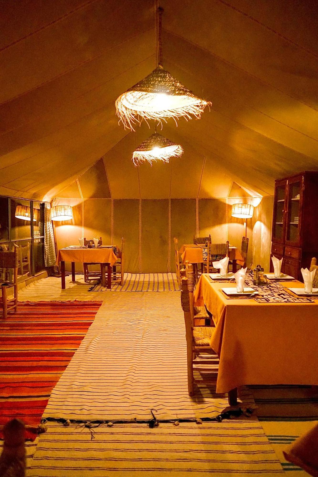 Готель Sky View Camp Мерзуга Екстер'єр фото