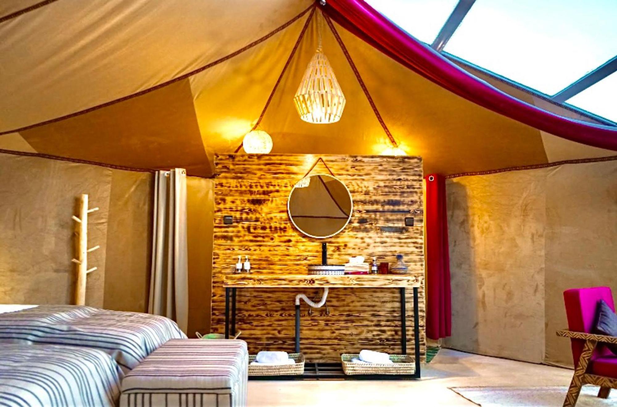Готель Sky View Camp Мерзуга Екстер'єр фото